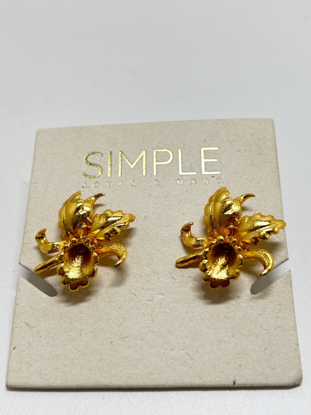 Simple, Joyas A. Mano, 24K Gold Plate Orchid Earrings, Studs, NOC
